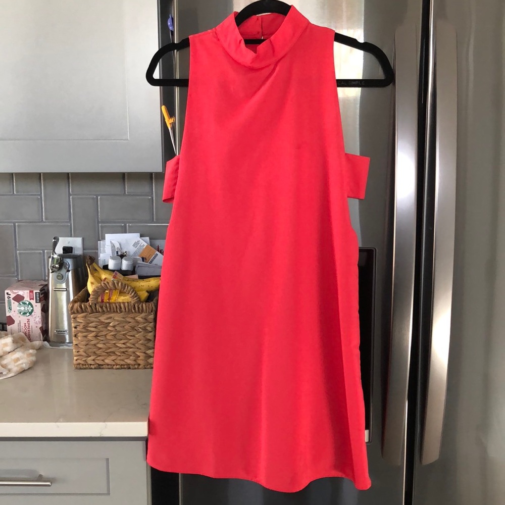 Amazing pink dress!!